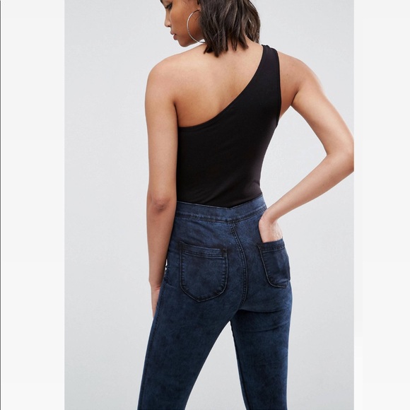 ASOS High Waisted Mottled Wash Jeans - Picture 2 of 8